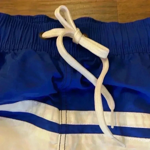 Nautica NWT Men’s XL Elastic Waistband Bright Cobalt Swim Trunks - Picture 9 of 9